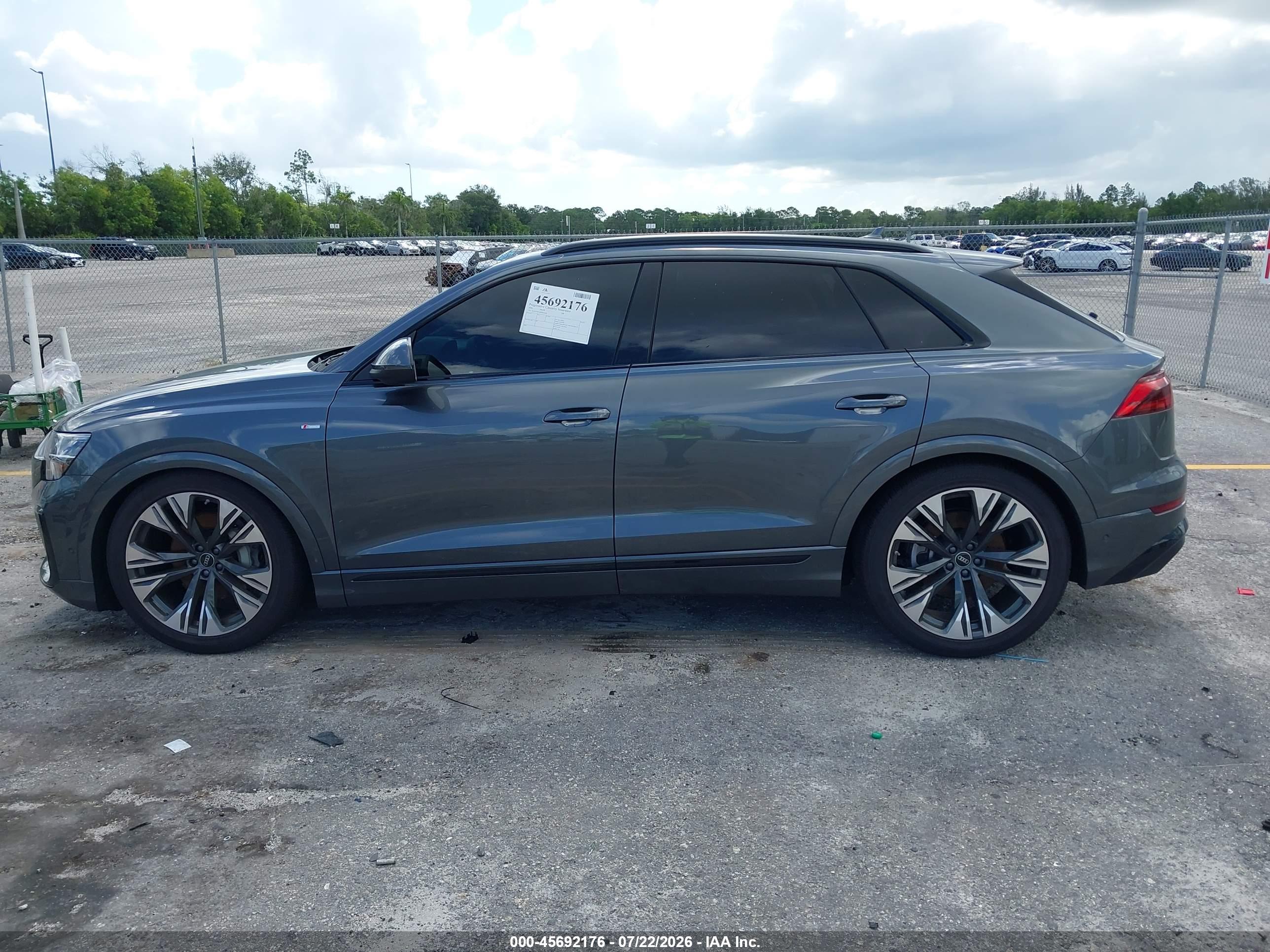 2026 AUDI Q8
