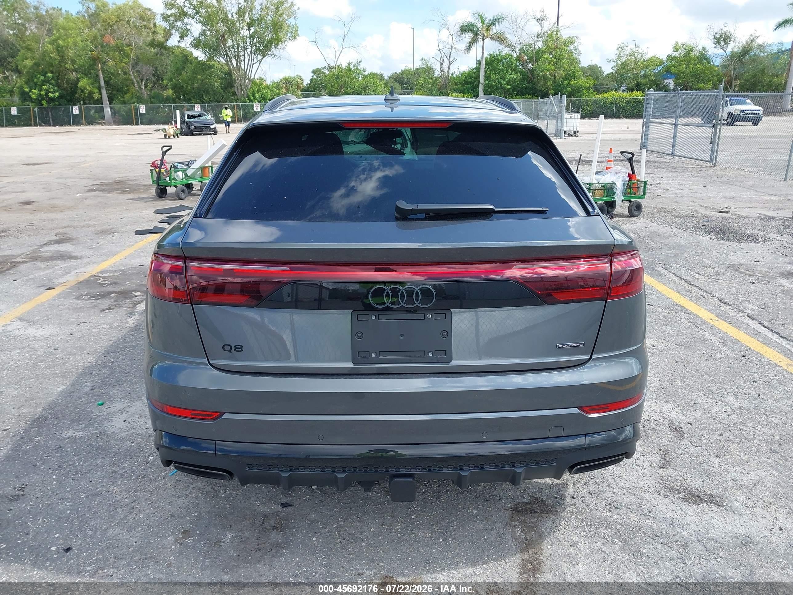 2026 AUDI Q8