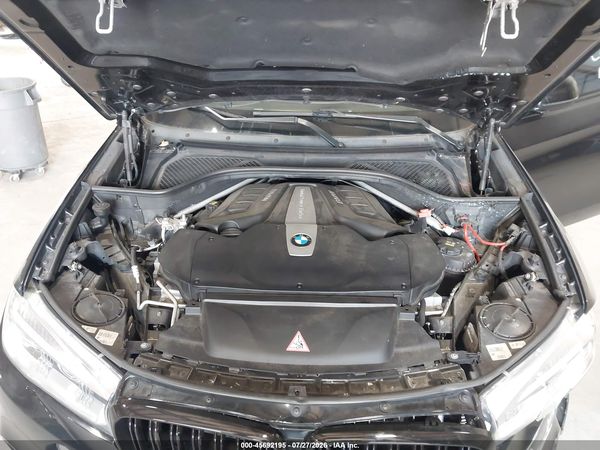 2016 BMW X6 XDRIVE50I