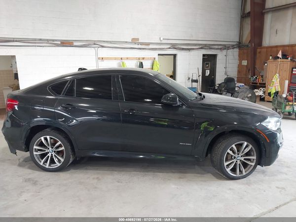 2016 BMW X6 XDRIVE50I