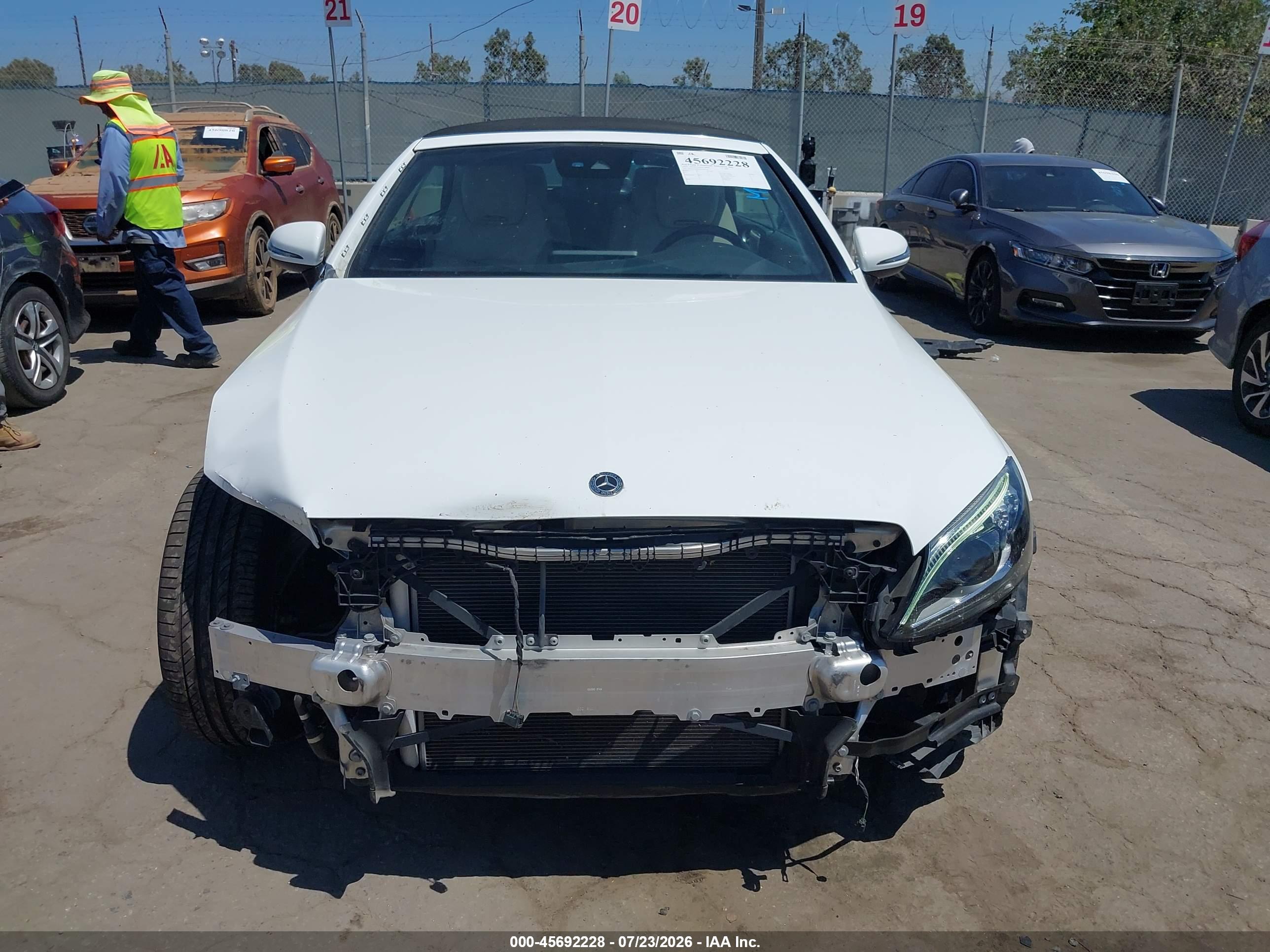 2019 MERCEDES-BENZ C 300 C300