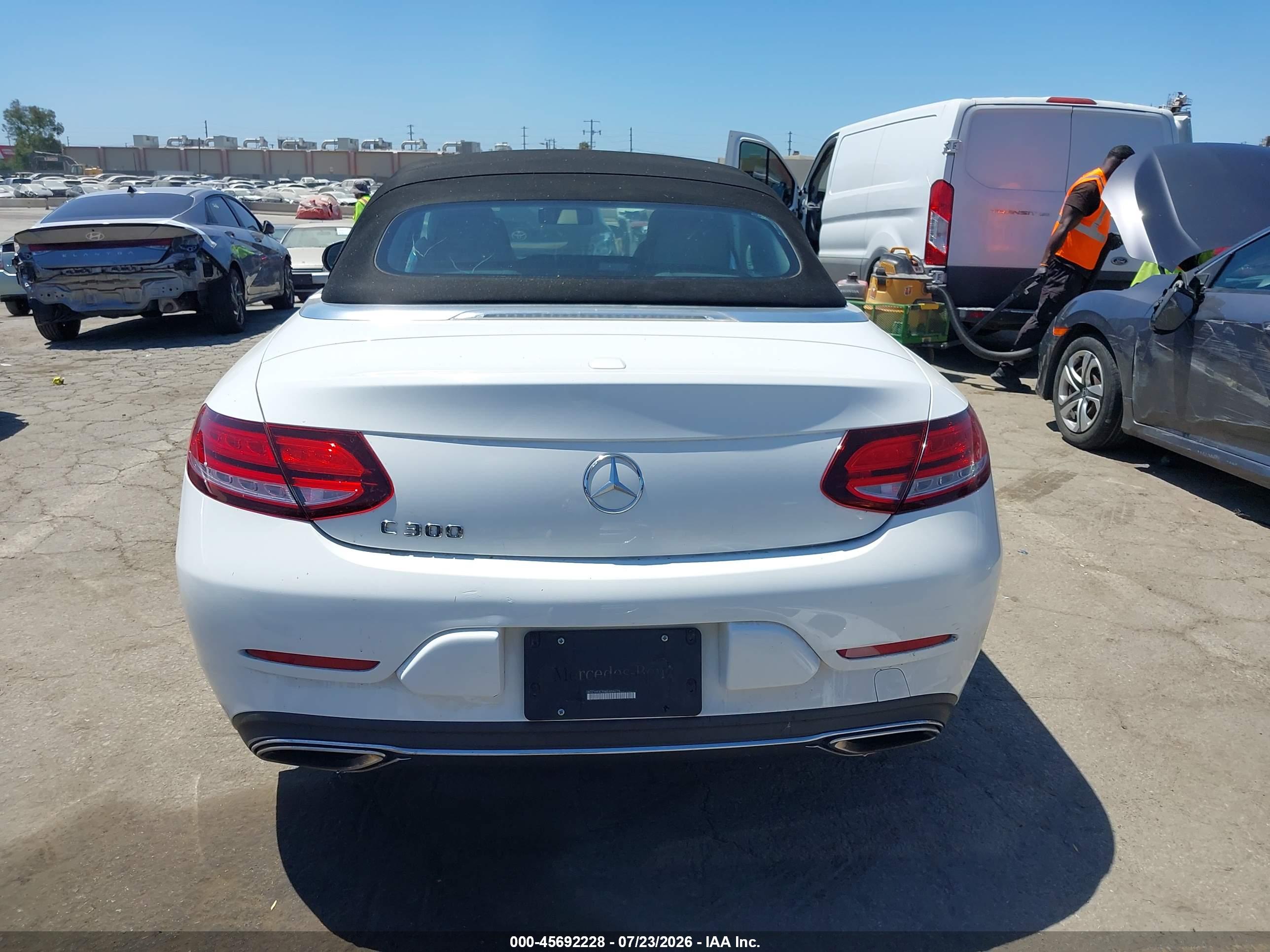 2019 MERCEDES-BENZ C 300 C300