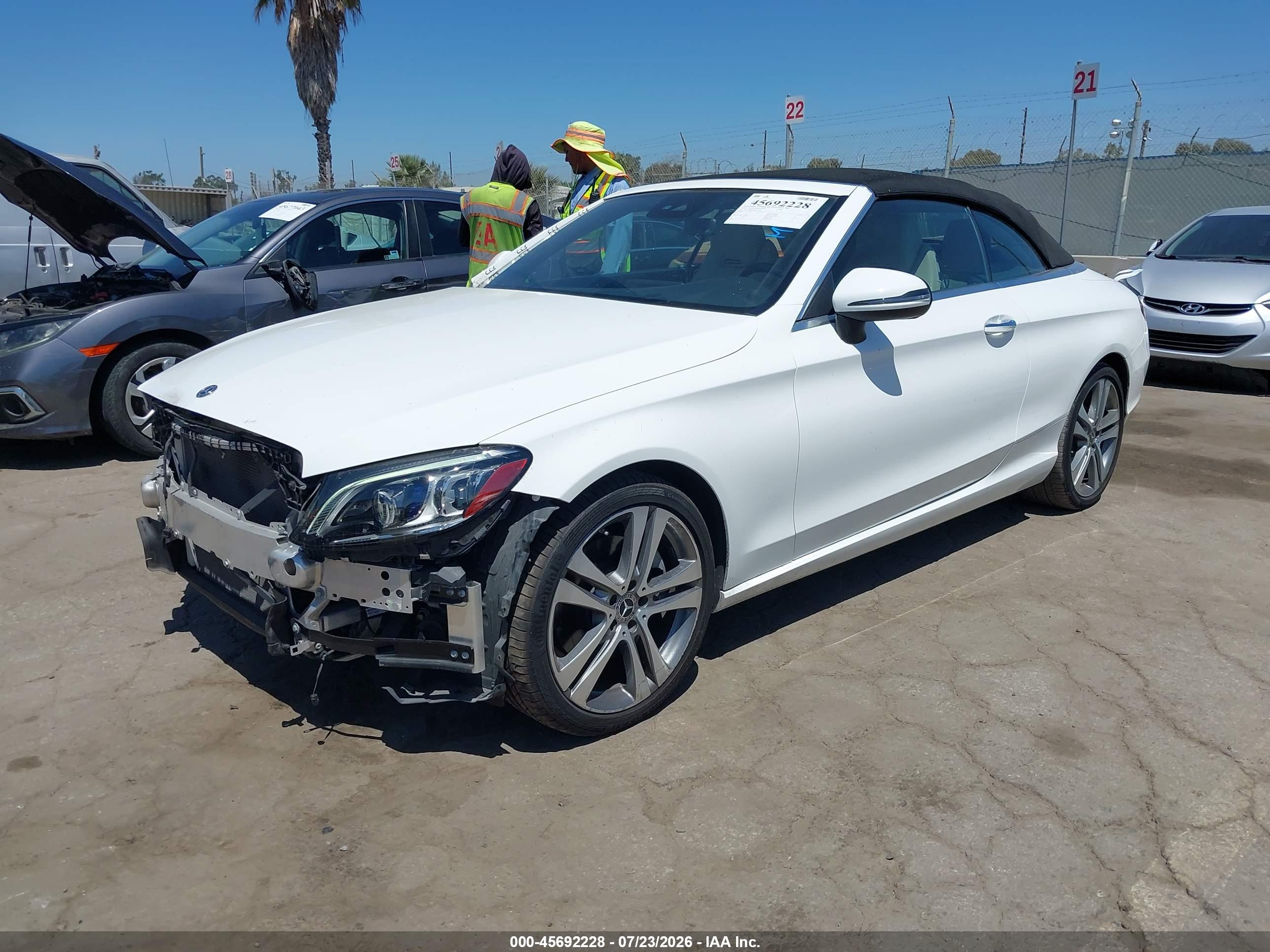 2019 MERCEDES-BENZ C 300 C300