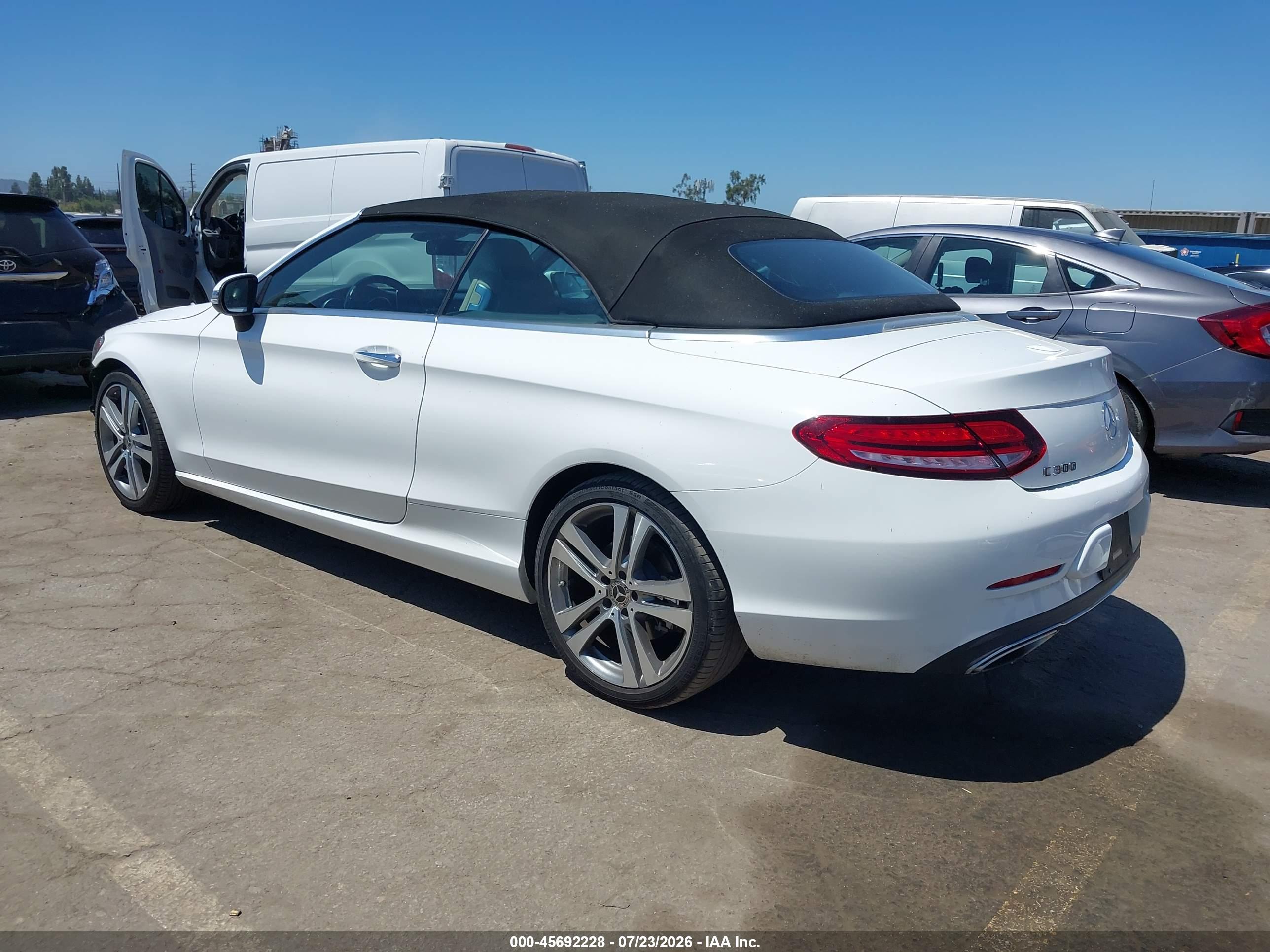 2019 MERCEDES-BENZ C 300 C300