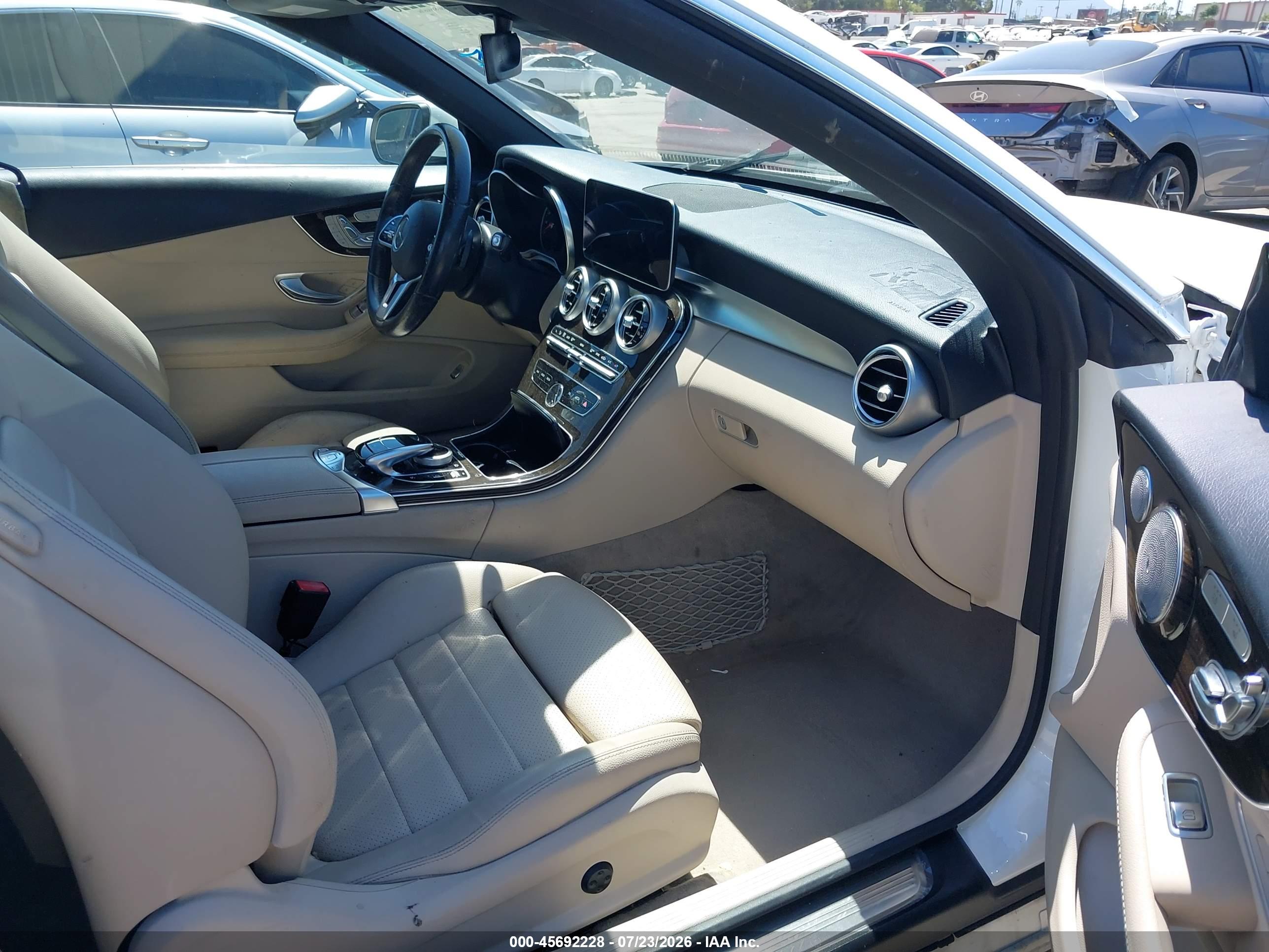 2019 MERCEDES-BENZ C 300 C300