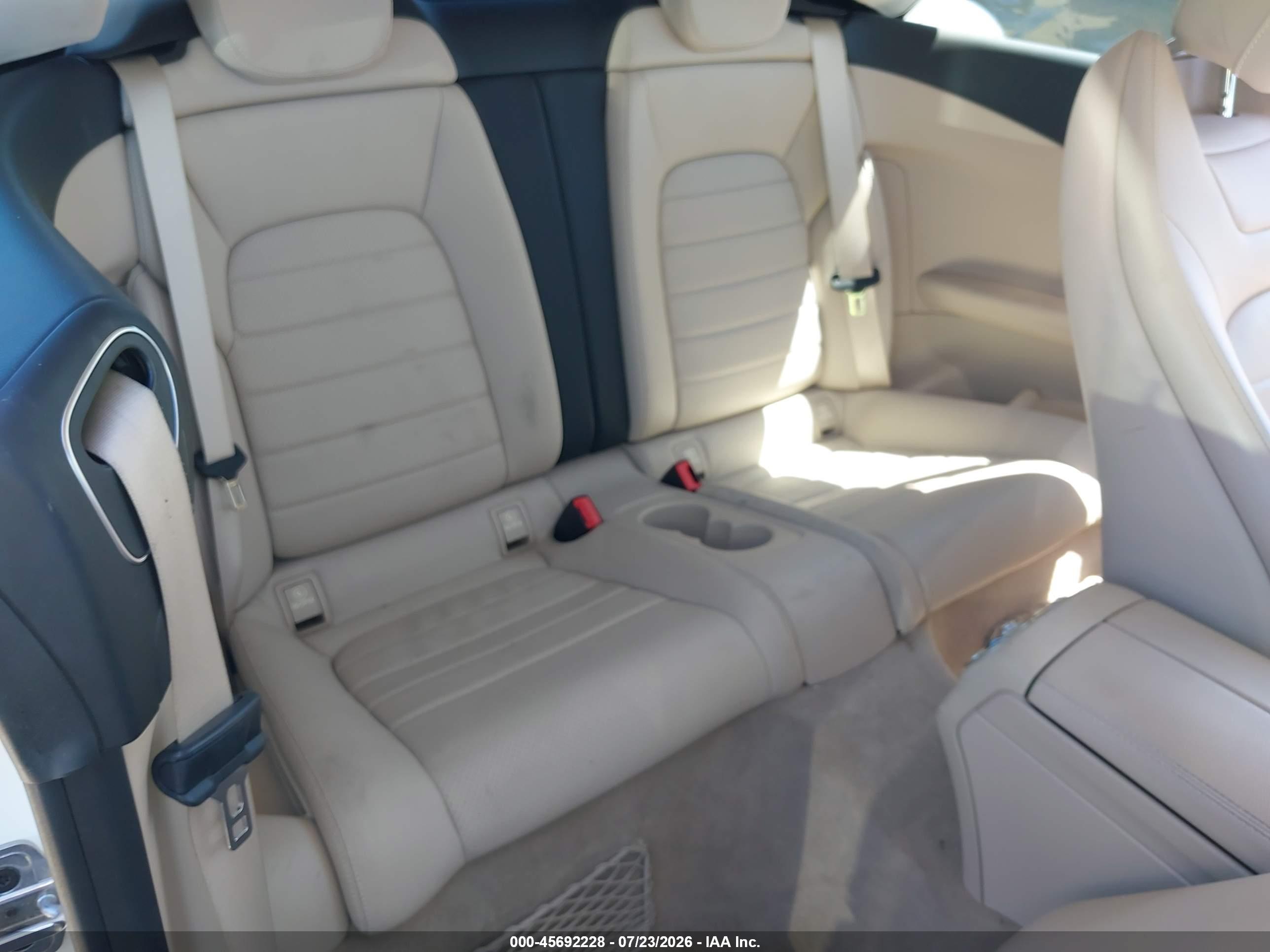 2019 MERCEDES-BENZ C 300 C300