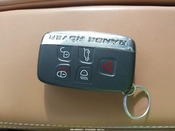 2019 LAND ROVER RANGE ROVER VELAR P250 R-DYNAMIC SE