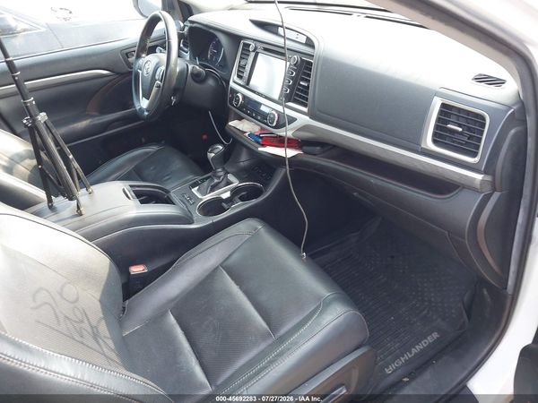 2019 TOYOTA HIGHLANDER LIMITED
