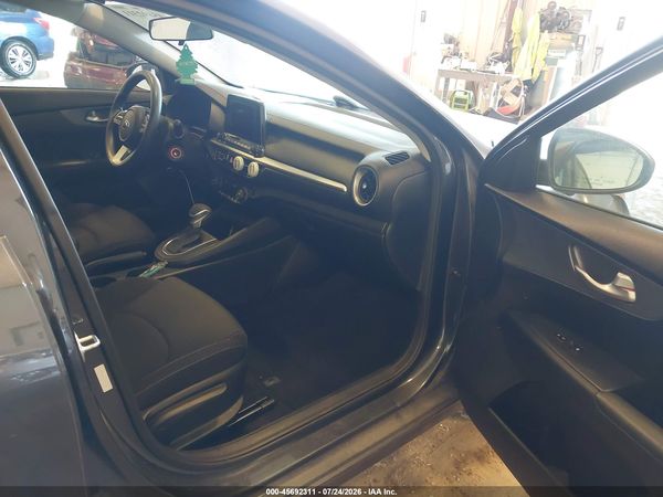2019 KIA FORTE LXS