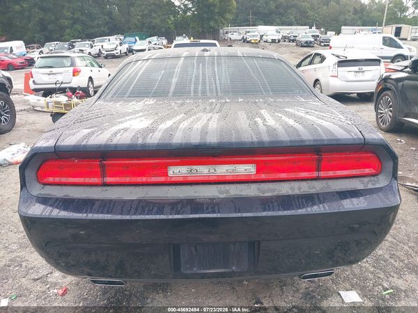 2012 DODGE CHALLENGER SXT