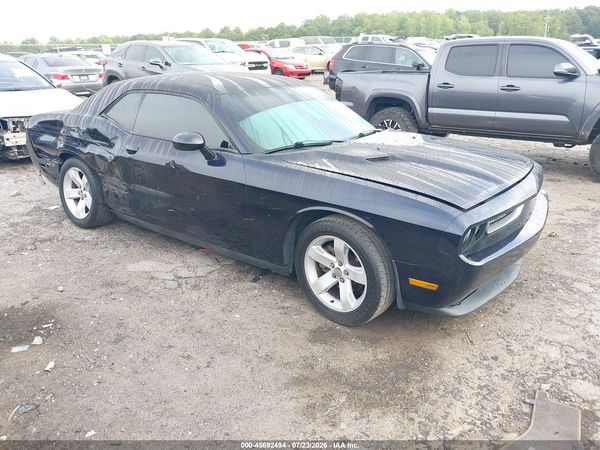 2012 DODGE CHALLENGER SXT