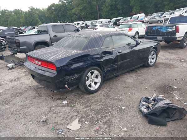 2012 DODGE CHALLENGER SXT