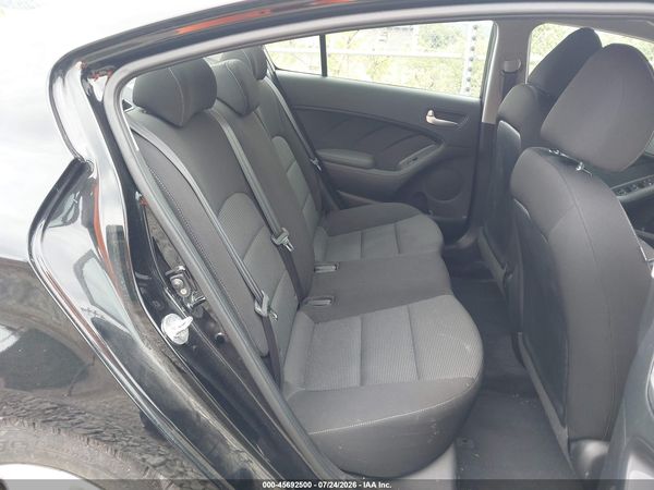 2017 KIA FORTE LX
