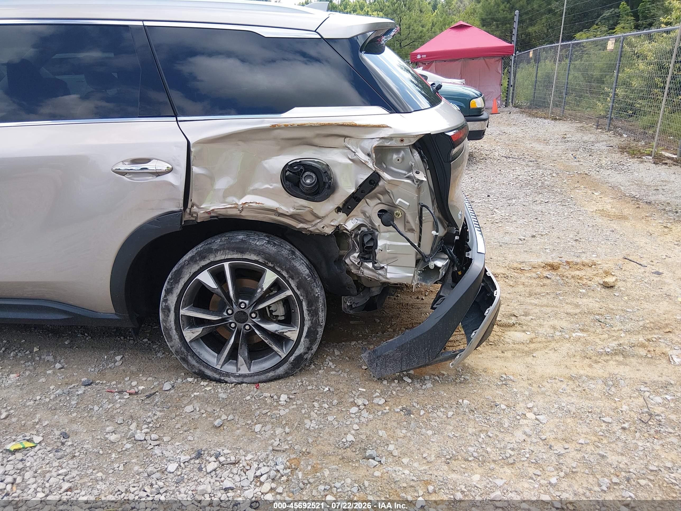 2023 INFINITI QX60 LUXE AWD