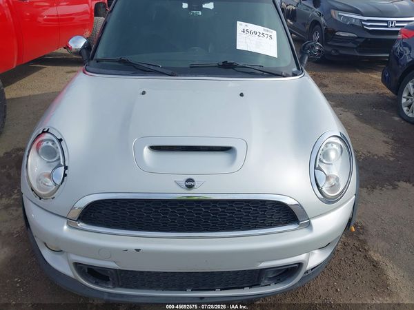 2012 MINI COOPER S