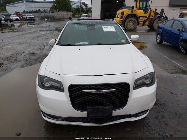 2016 CHRYSLER 300 300S