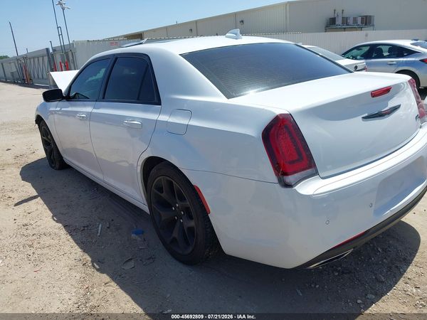 2023 CHRYSLER 300 300S — I3