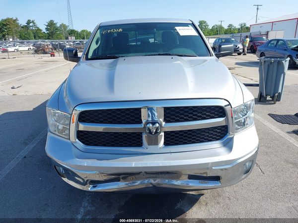 2017 RAM 1500 SLT  4X4 6'4 BOX