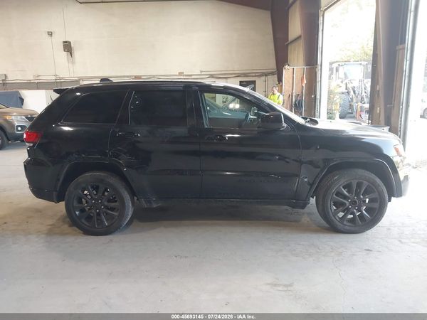 2017 JEEP GRAND CHEROKEE ALTITUDE 4X4