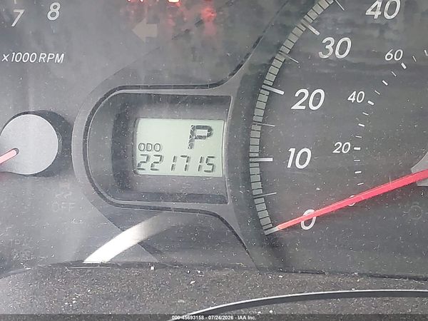 2014 TOYOTA SIENNA LE V6 8 PASSENGER