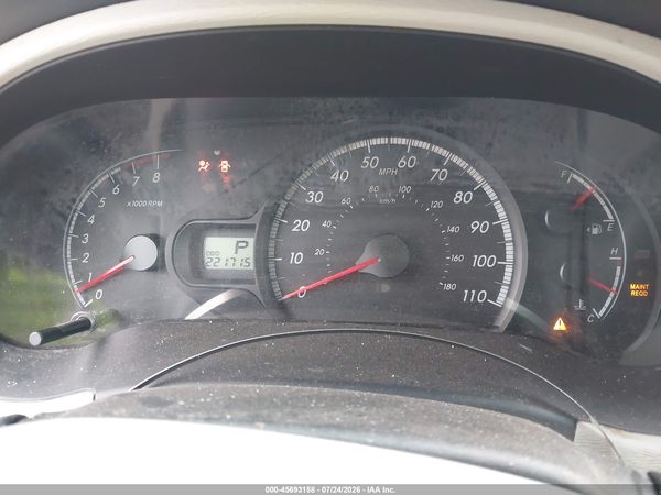 2014 TOYOTA SIENNA LE V6 8 PASSENGER