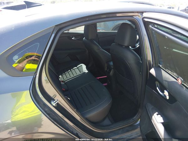 2022 KIA FORTE GT-LINE