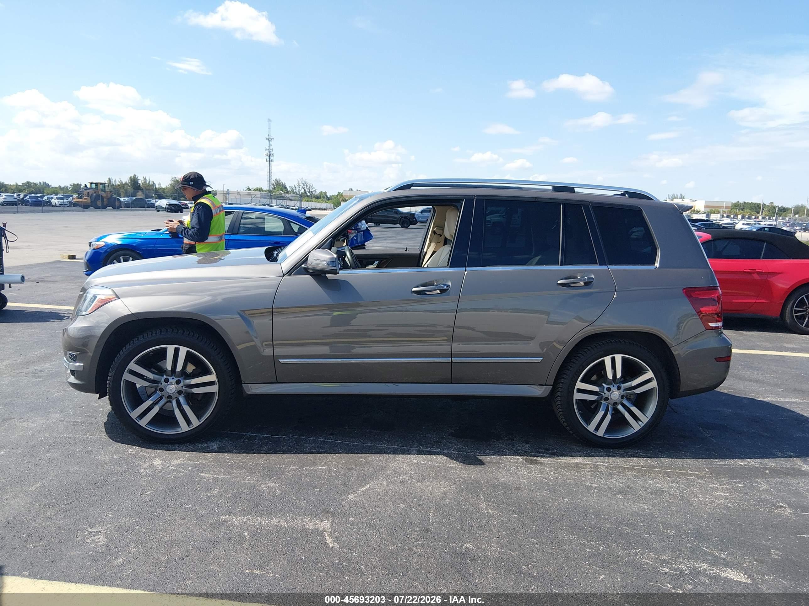 2014 MERCEDES-BENZ GLK 350