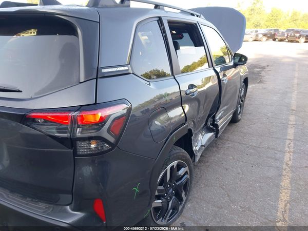 2025 SUBARU FORESTER LIMITED