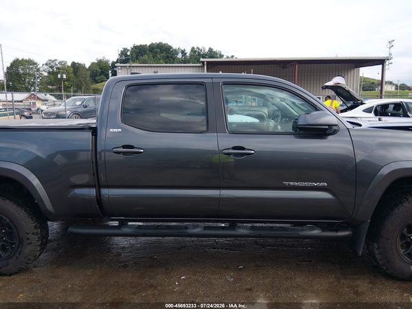 2022 TOYOTA TACOMA SR5 V6