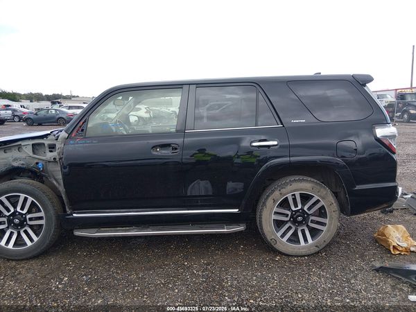 2017 TOYOTA 4RUNNER LIMITED