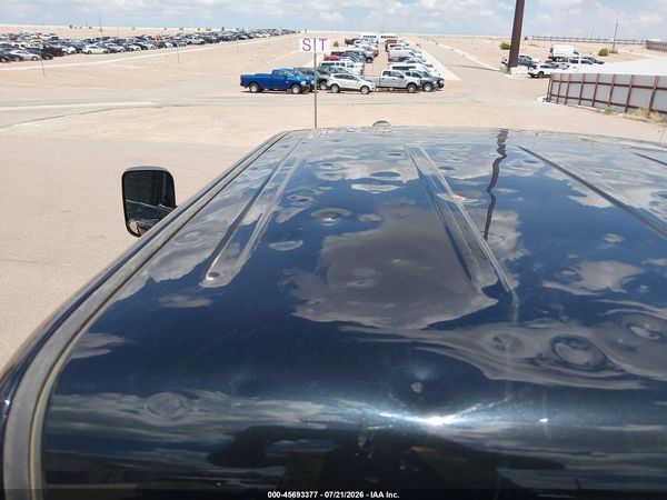 2017 RAM 3500 TRADESMAN  4X4 8' BOX — I71