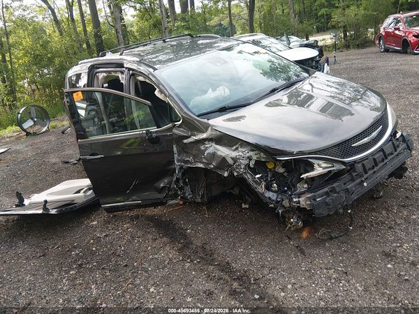 2017 CHRYSLER PACIFICA TOURING-L PLUS