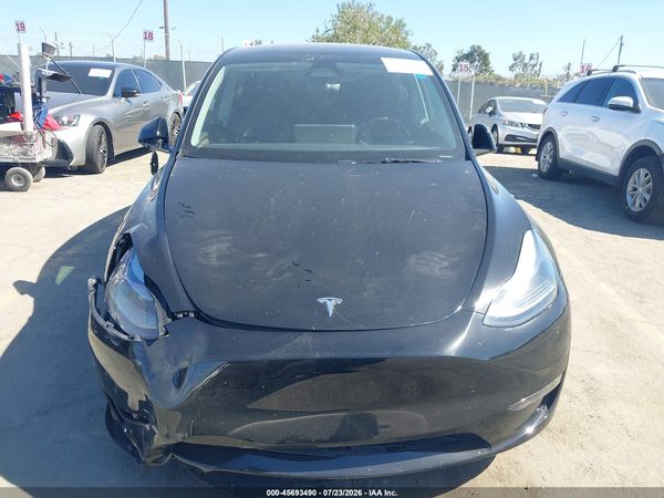 2025 TESLA MODEL Y — I115