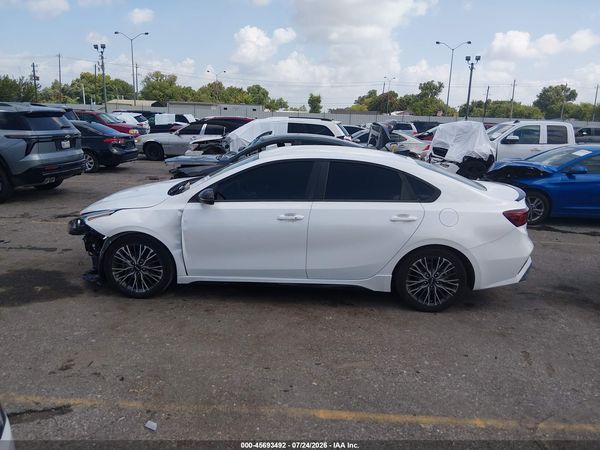 2022 KIA FORTE