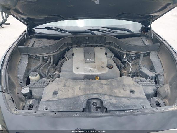 2016 INFINITI QX70