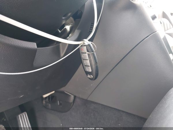 2016 INFINITI QX70