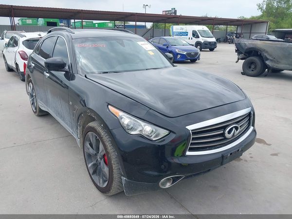 2016 INFINITI QX70
