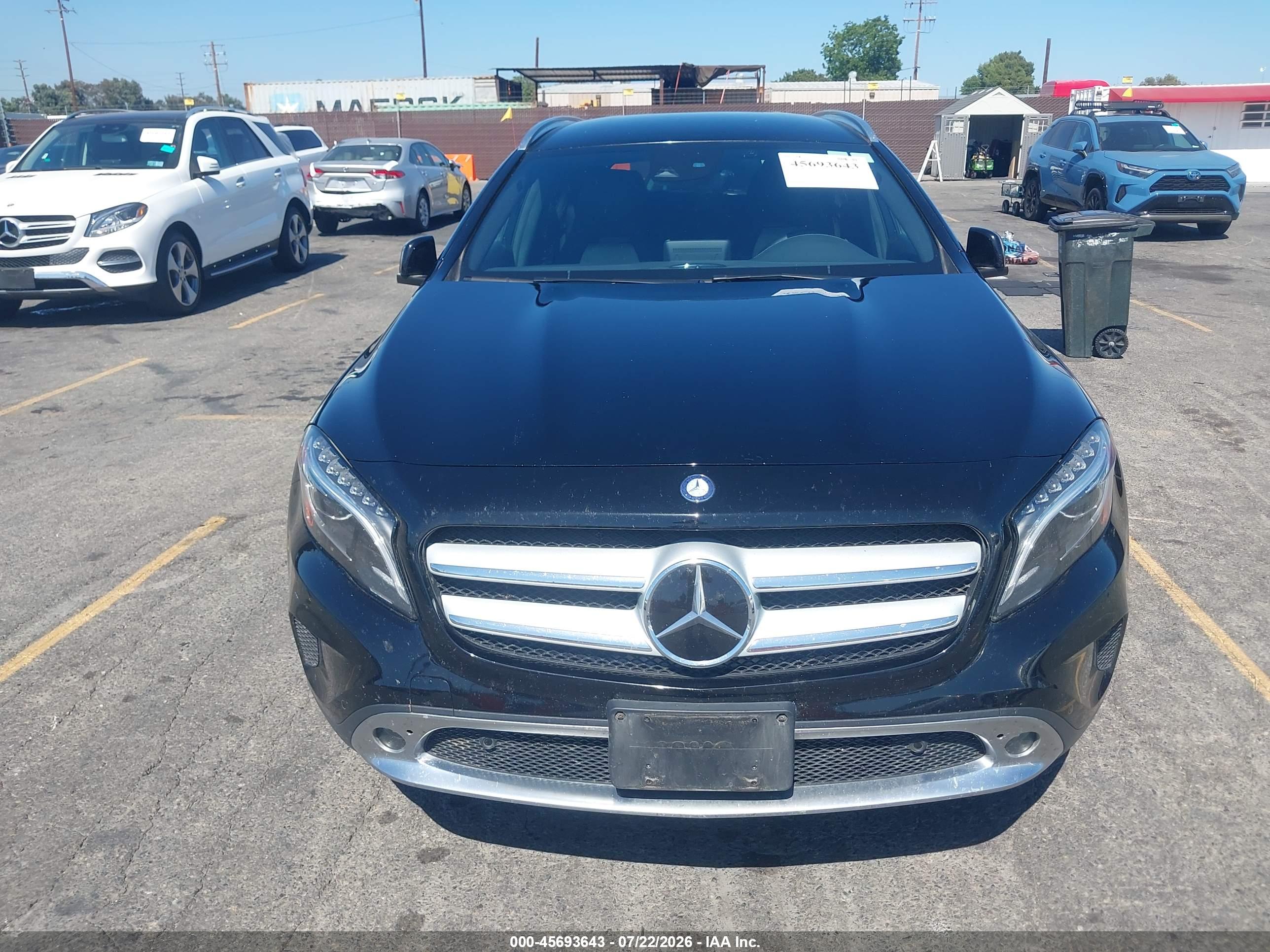 2017 MERCEDES-BENZ GLA 250 4MATIC