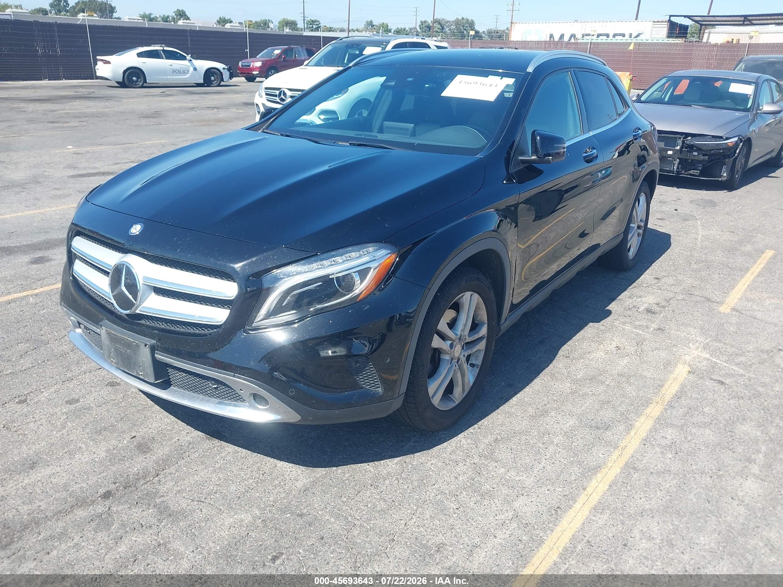 2017 MERCEDES-BENZ GLA 250 4MATIC