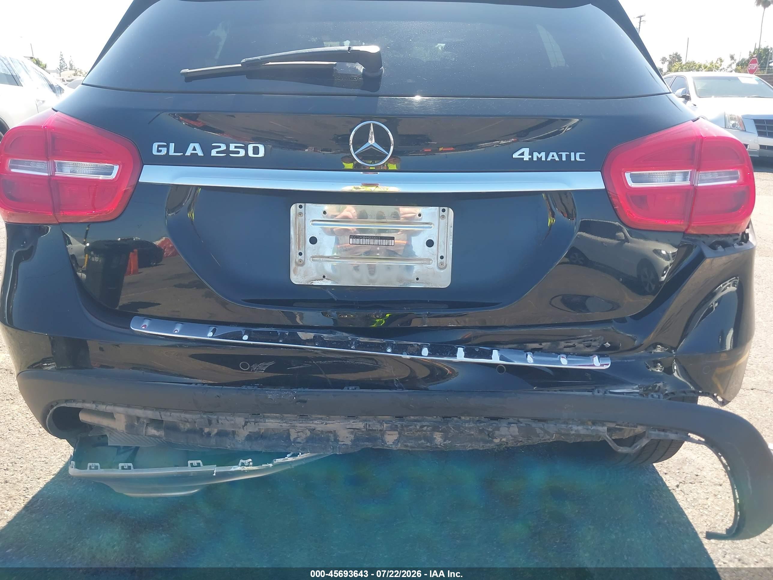 2017 MERCEDES-BENZ GLA 250 4MATIC