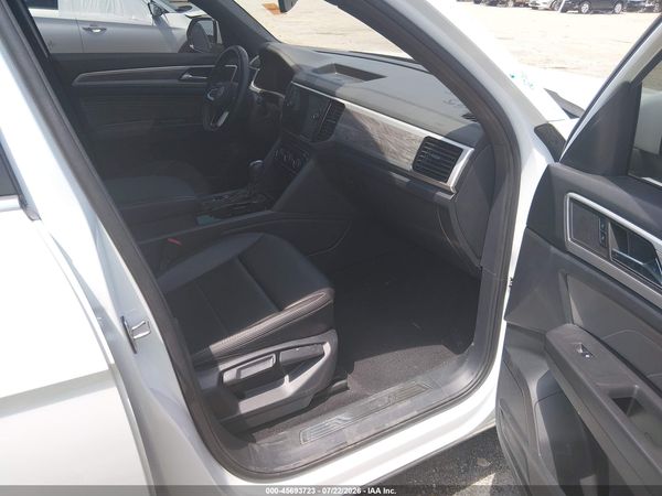2023 VOLKSWAGEN ATLAS CROSS SPORT 3.6L V6 SE W/TECHNOLOGY — I5