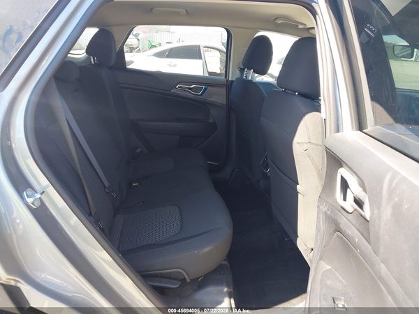 2025 KIA SPORTAGE LX