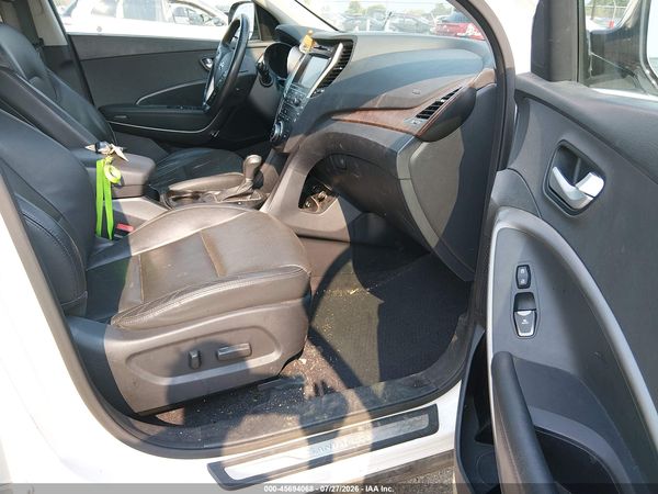 2017 HYUNDAI SANTA FE SE