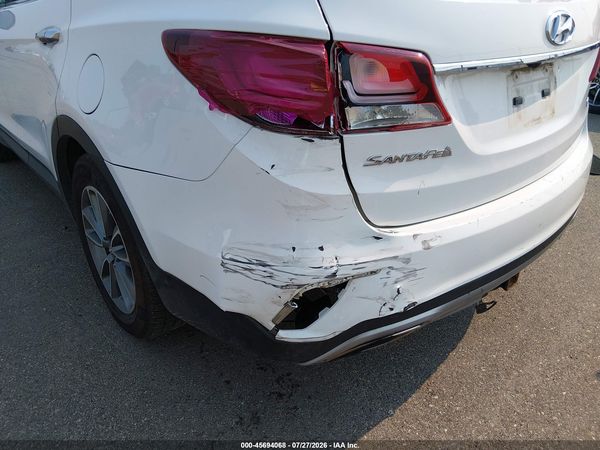 2017 HYUNDAI SANTA FE SE