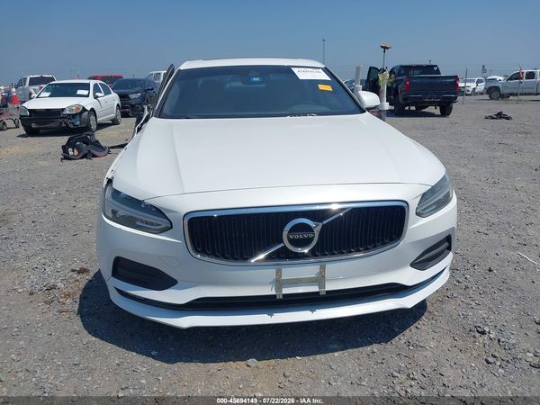 2018 VOLVO S90 T5 MOMENTUM