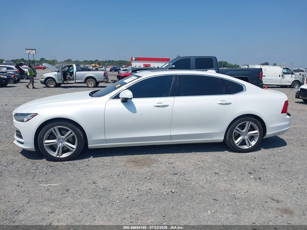 2018 VOLVO S90