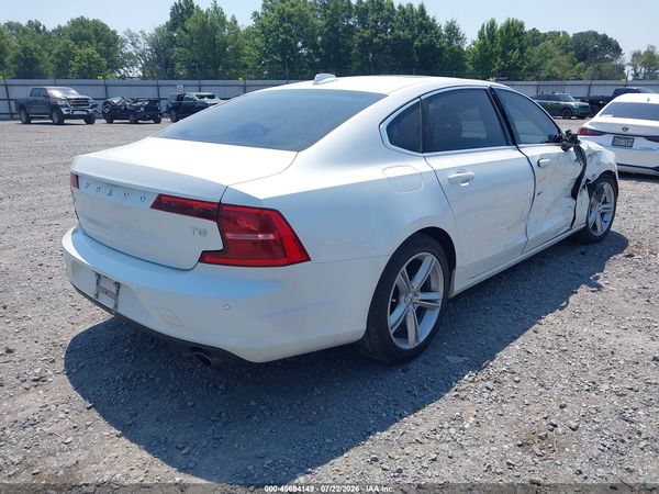 2018 VOLVO S90 T5 MOMENTUM