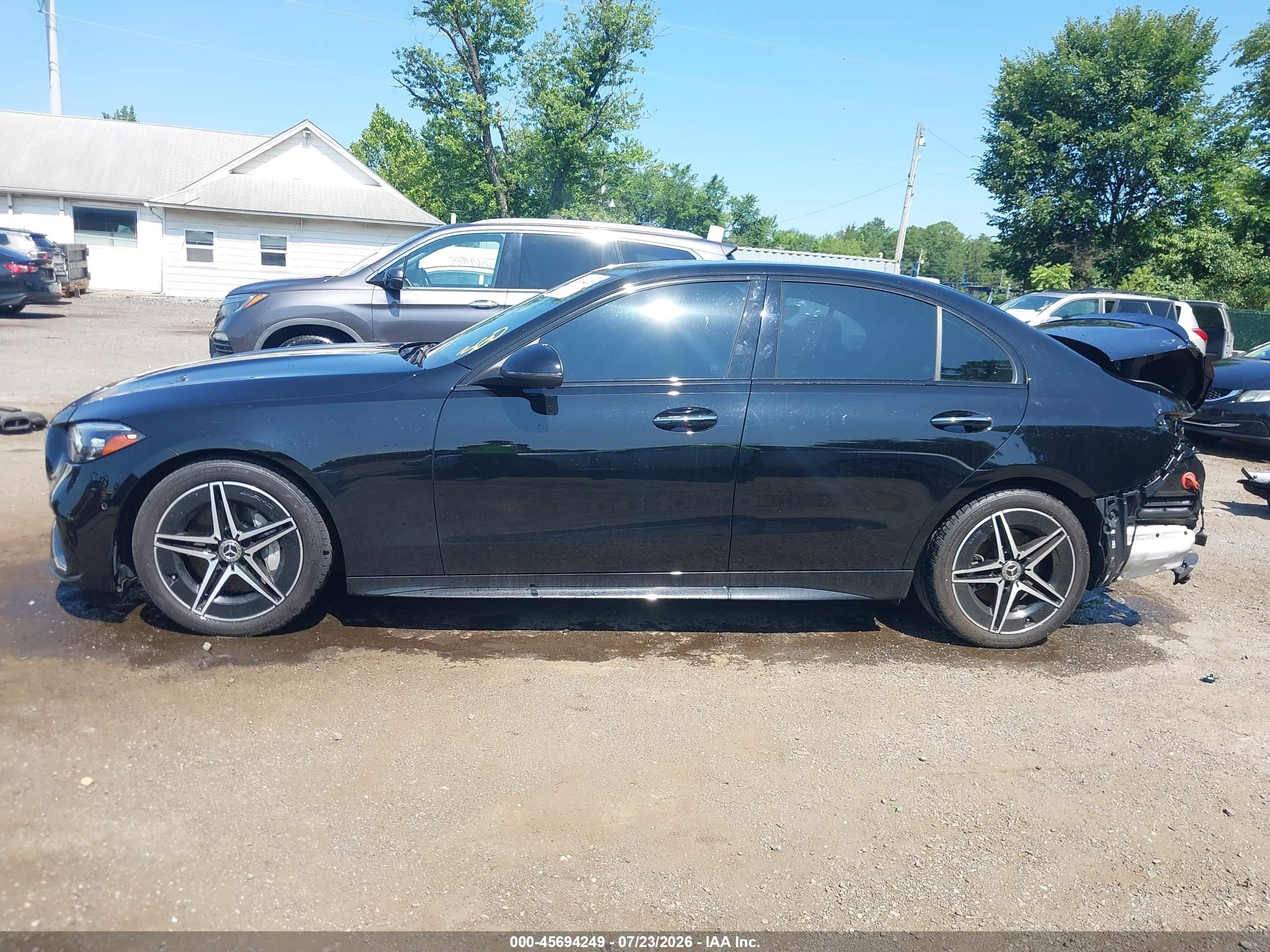 2024 MERCEDES-BENZ C 300