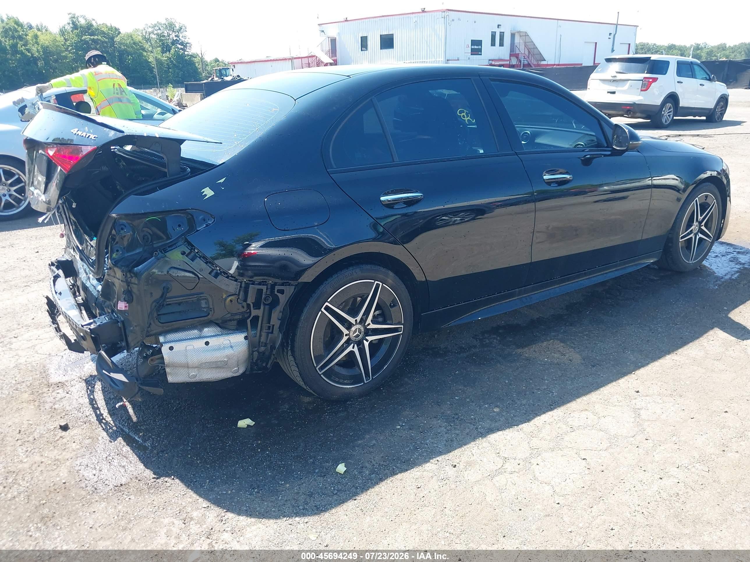 2024 MERCEDES-BENZ C 300