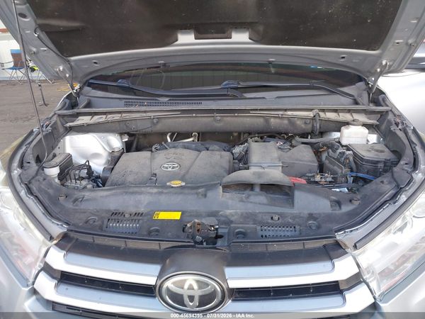 2017 TOYOTA HIGHLANDER XLE